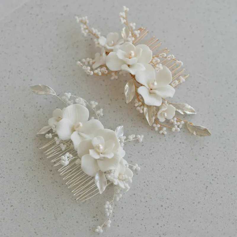 Handmade White Ceramic Flower Hair Comb For Bridal Exquisite Gold Color Leaf Pearl Wedding Tiara Accessories Prom JewelryX240913