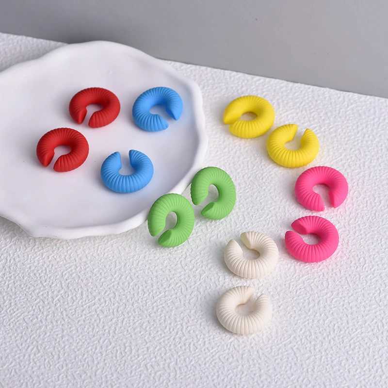 1 Pair Colorful Threaded Round Acrylic Ear Clip Earrings for Women Fashion Simple No Piercing C-Shaped Ear Cuff Female JewelryX240913