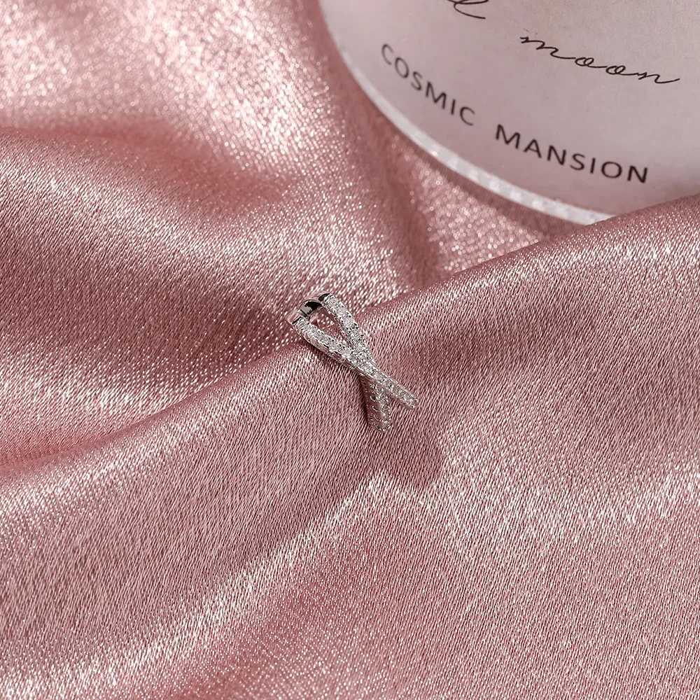 Korean Zircon Small Ear Cuff Set Ear Clips Vintage Gold Color Earcuff Cute Cartilage No Pierced Clip Earrings Womens JewelryX240913