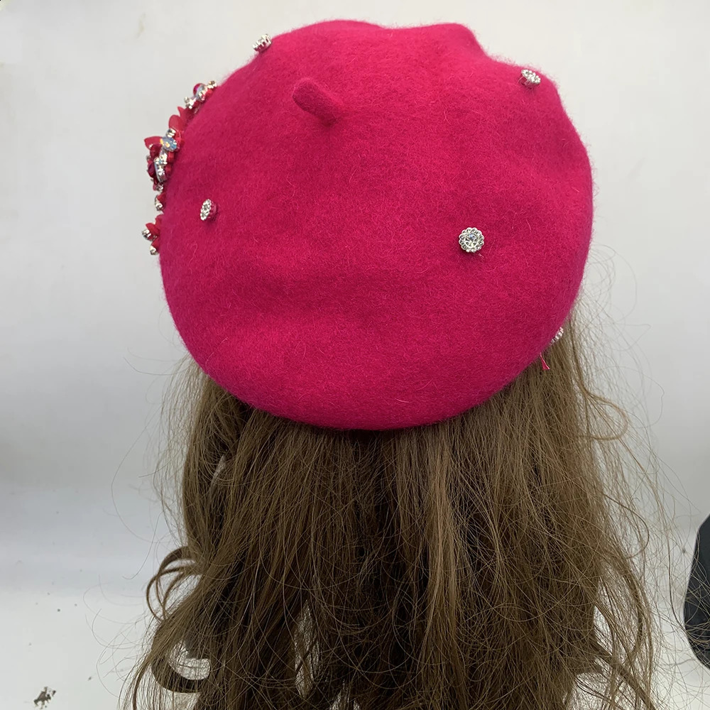 Winter Fashion Womens Beret Tassel Flower Hat African Womens Headbag Winter Hat 240912