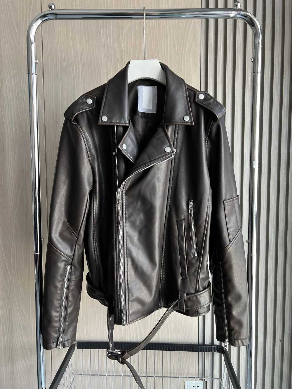 Biker Leather jacket 2024 new spring vintage Shuai Ruffian style lapel loose version of biker mens faux leather jacketX240913