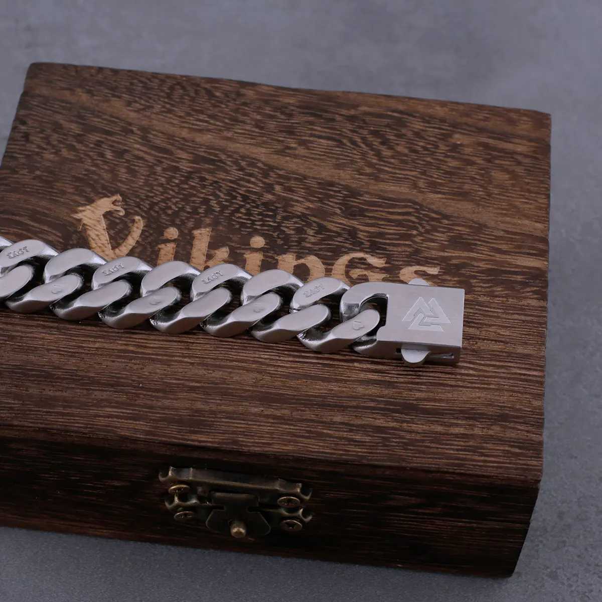 Original LOVE Stainless Steel Cuban Bracelet Brushed Matte Men and Women Couple Gift WholesaleX240913