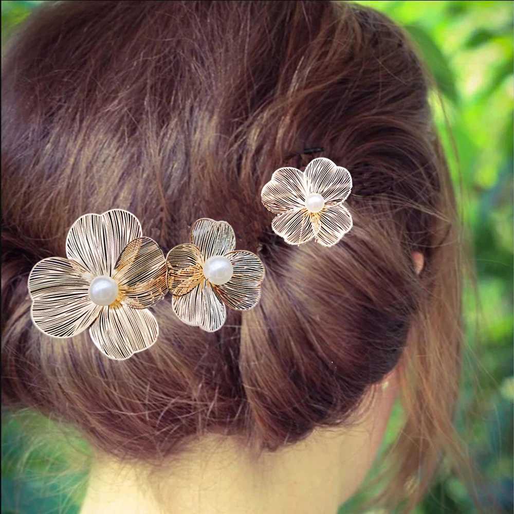 Luxury Metal Flower Headdress Bridal Headpiece Gold Color Pearl Wedding Hair Comb For Women Bride Jewelry Accessories WholesaleX240913