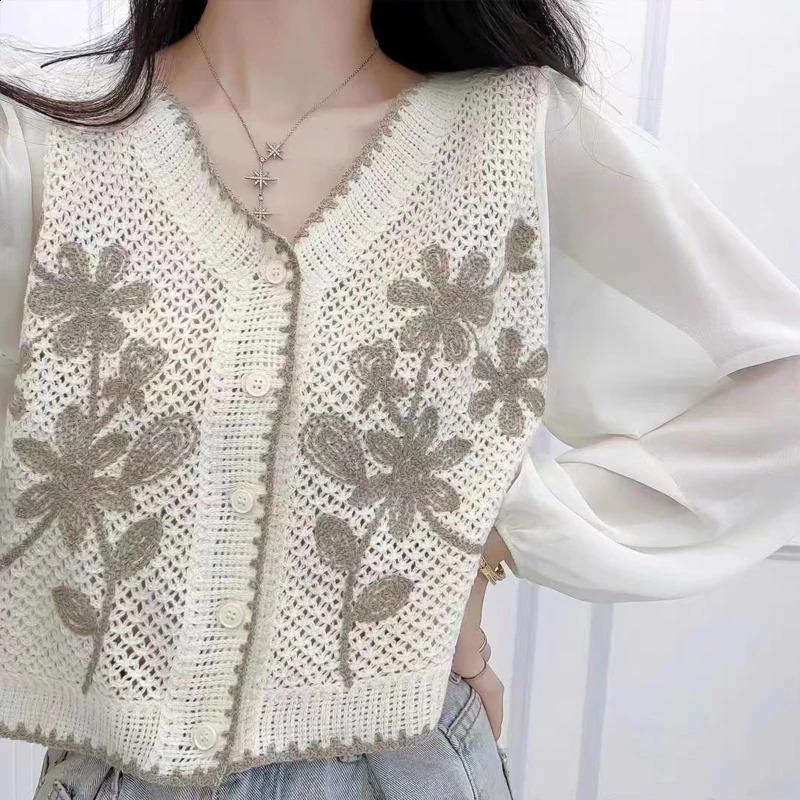 Women Casual VNeck Button Down Cropped Cardigan Puff Long Sleeve Elegant Embroidery Floral for JACKET Cover Up Blouse 240910