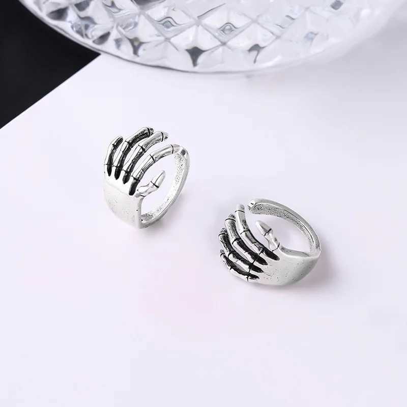 KOFSAC Fashion Thai Silver Clip Earrings For Women Girls Vintage Punk Skeleton Hand Ear Cuff Clip Without Piercing JewelryX240913