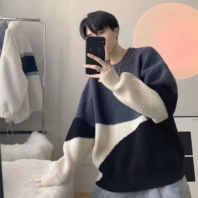 Men Sweaters Color blocking round neck sweater men autumn and winter trend thick knit sweater loose and lazy style hundred tie jacket Mens crew neck s