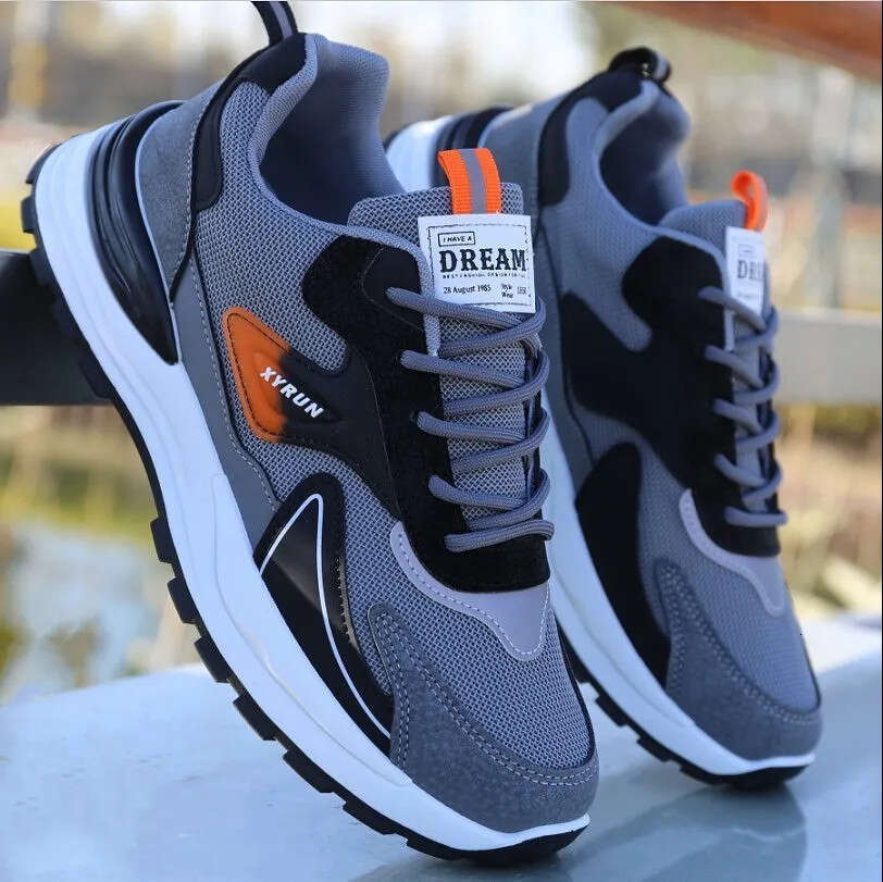 Men's Fashion Sneakers 2024 Autumn New Brand Design Comfortable Soft Soled Men Running Shoes Tenis Mascuo