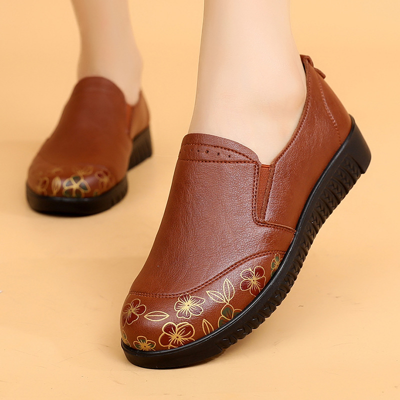 Spring Women Flat Elderly Retro Vintage Genuine Leather Black Women's Shoes Moccasins With Fur Loafers