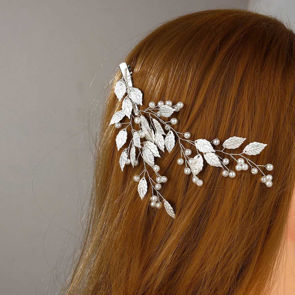 Handmade wedding hair comb pearl flower leaf bridal hair clip ladies wedding hair ornamentX240913