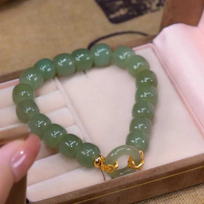 New Bohemia Antique Beaded Natural Hotan Jade Bracelet Elegant Antique Fashion Handmade Decorative Bracelet Womens Leisure Jewelry Gift W240913