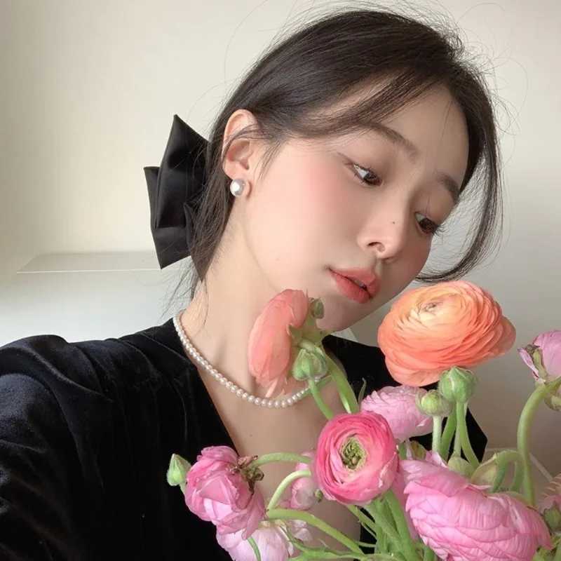 Pearl Clip Earring Women Fashion French Clip on Ear Fake Piercing Vintage Earring Luxury Non-Piercing Jewelry Earring EarclipsX240913