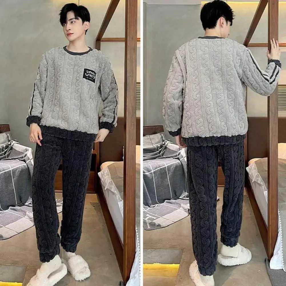 Thickened Homecoat Set Cold Winter Pajamas Mens Winter Pajamas Set with Round Neck Long Sleeve Thick Twisted Texture for Men Y240913
