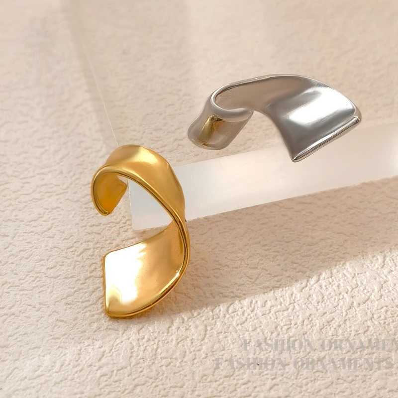 Bilandi Modern Jewelry European and American Design Metal Clip Earrings For Women Party Gifts Cool Earcuff Accessories NewX240913