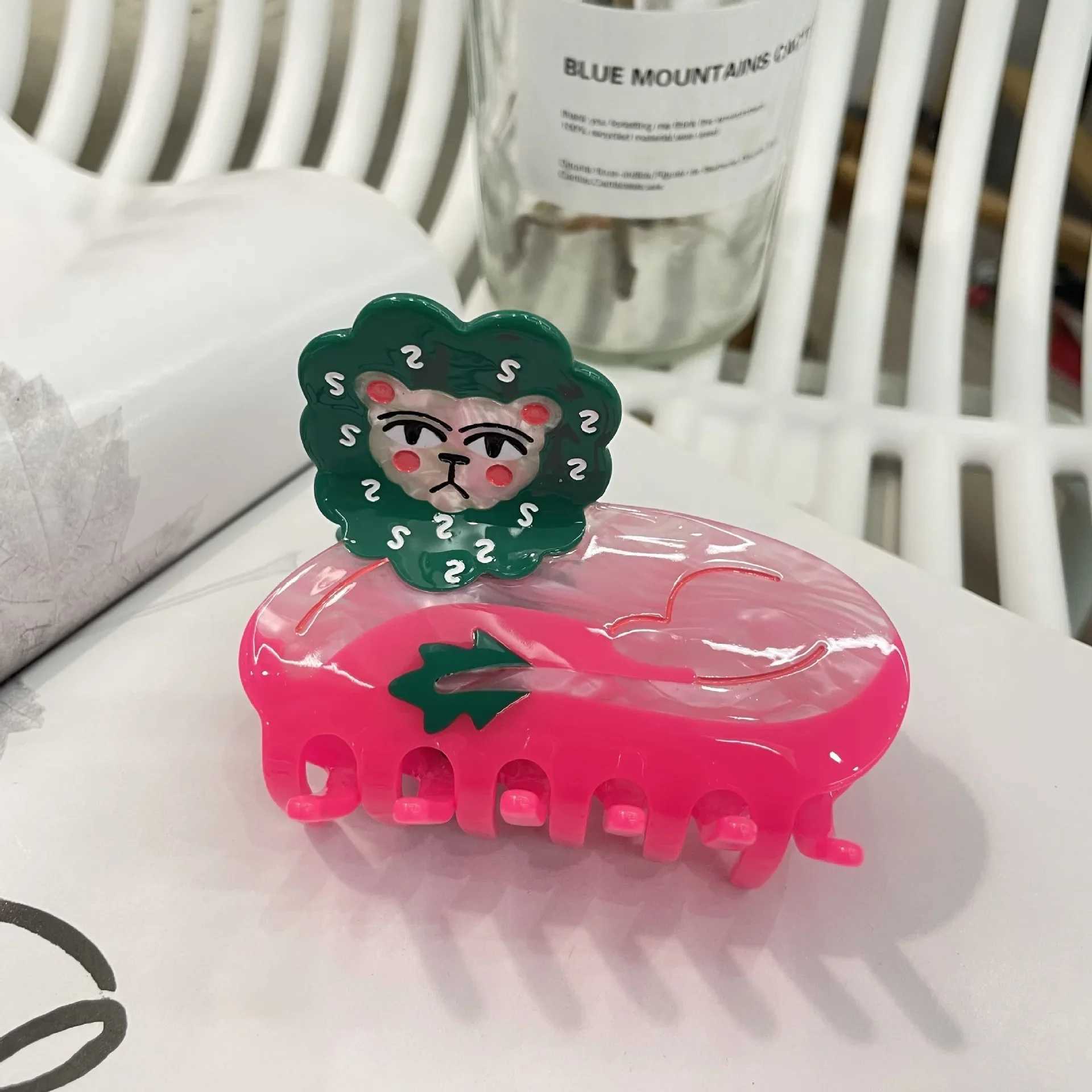 Muweordy New Lion Hair Claw Acetate Claw Clip Alien Crab Hair Clip Animal Cartoon Hair Accessories INS Hot Clips for Women GirlsX240912