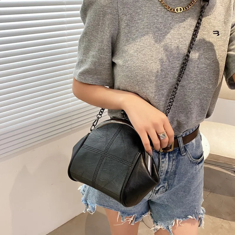 Retro Shell Cross Body Messenger Bag for Women Retro Mini PU Leather Womens Chain Shoulder Bag Handbag Wallet 240912