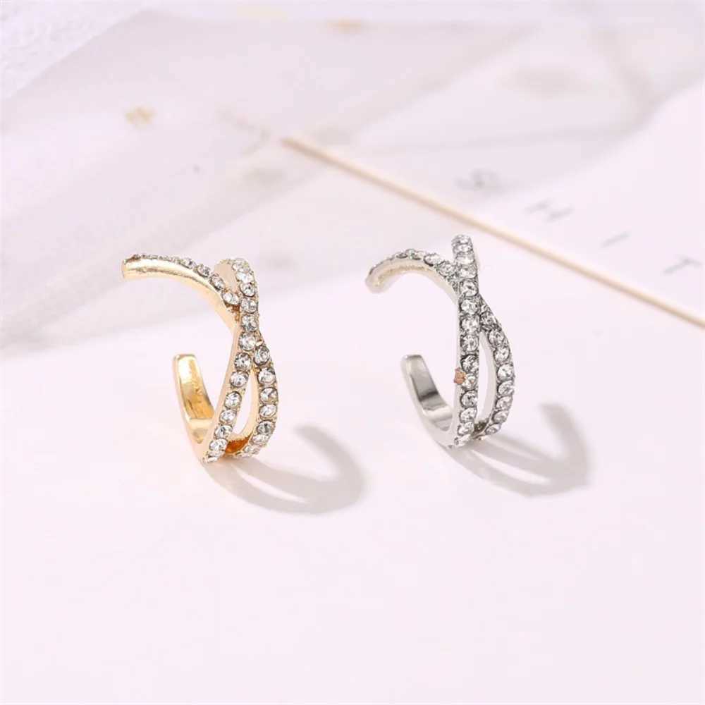 Korean Punk Metal Zircon Ear Cuff Clip on Earrings for Women Goth Fake Pierced C Shape Small Earcuff Ear Wrap Earrings JewelryX240913