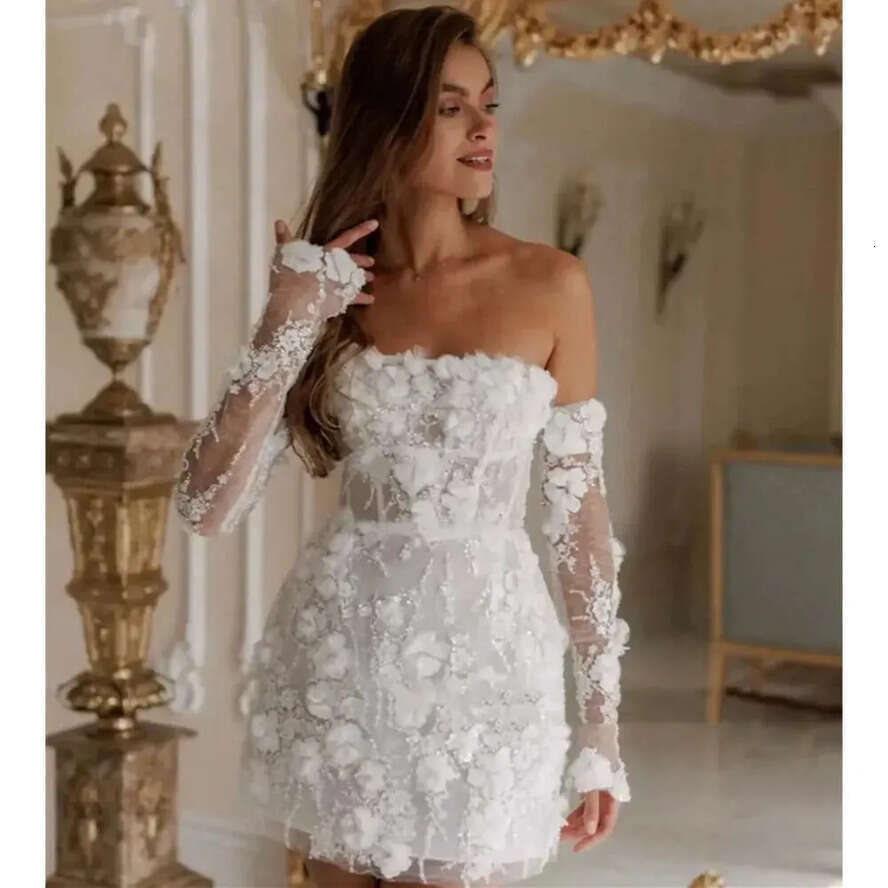Lace Short Wedding Sheath Mini Dresses D Ral Appliques Romantic Bridal Gown Strapless Corset Beach Boho Bride Dress Spring Summer Modern Robe De Marie