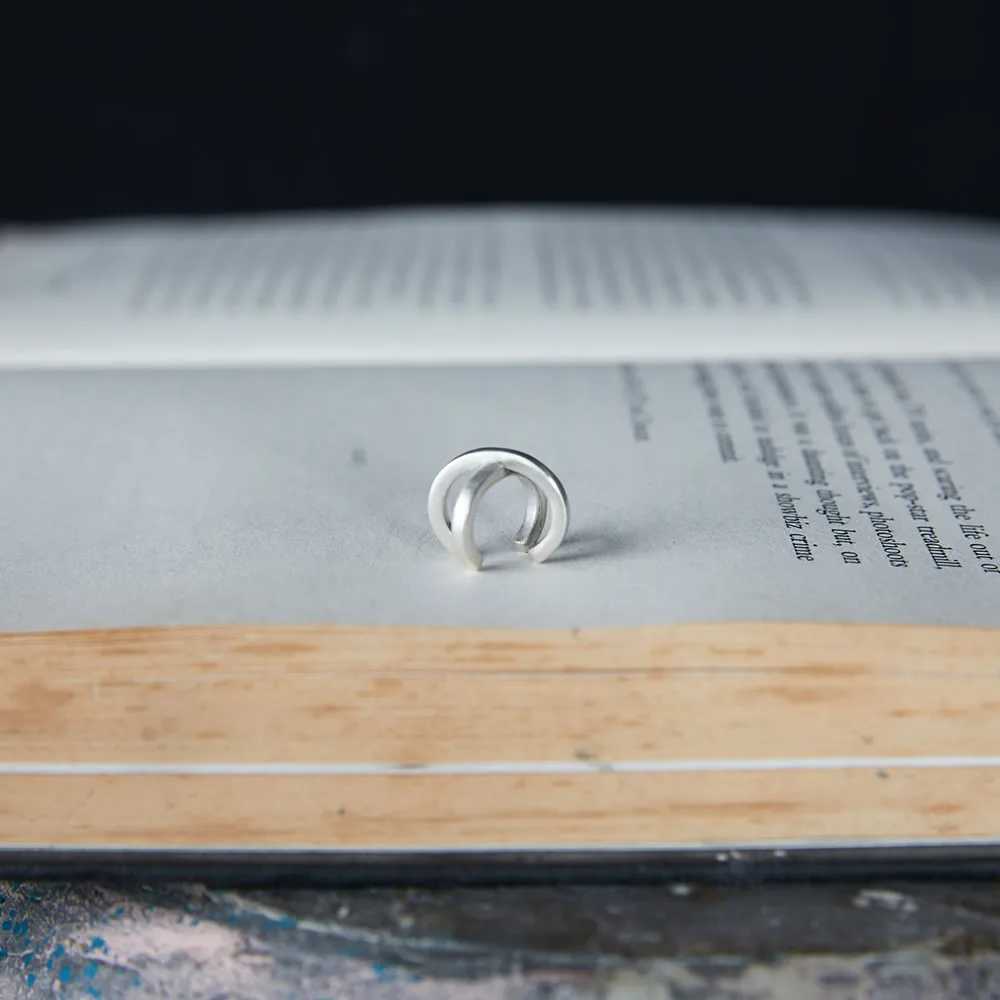 MKENDN 925 Sterling Silver X-Shape Clip Earrings for Women Men Creative Simple C Ear Cuff Non-Piercing Ear Clip Trend GiftsX240913