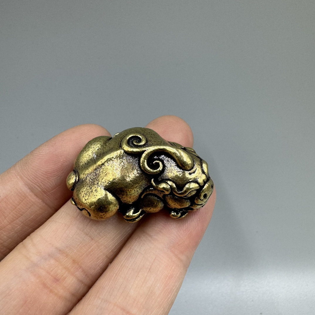 Solid Brass Animal Statue Tea Pet Ornament Lucky Beast Pixiu Figurine Toy Craft Brass Lucky Pixiu Keychain Pendant