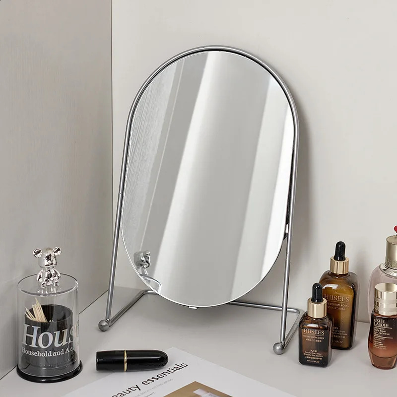 Desktop Metal Makeup Mirror Retro Dressing Mirror Desktop Bedroom Round Dormitory Cosmetics Mirrors Home Decorations 240905