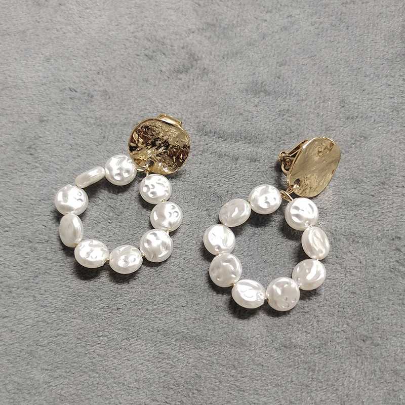 Trendy Baroque Irregular Imitation Pearls Statement Clip on Earrings Without Piercing for Women Lady Party Wedding Jewelry 2023X240913