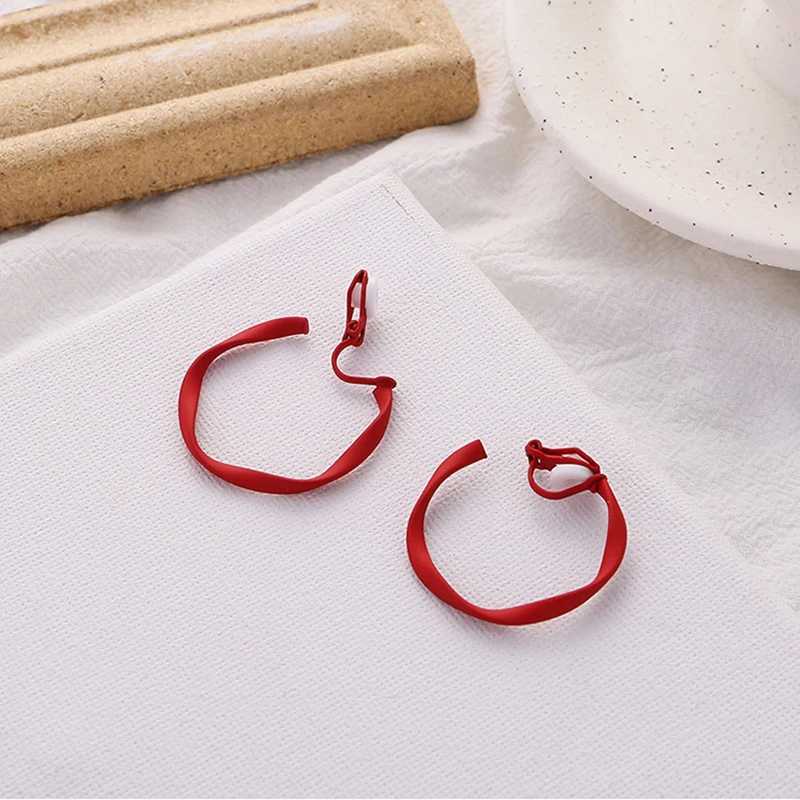 Fashion Interweave Twist Circle Geometric Round Hoop Clip on Earrings for Women Accessories Retro No Pierced Earrings JewelryX240913