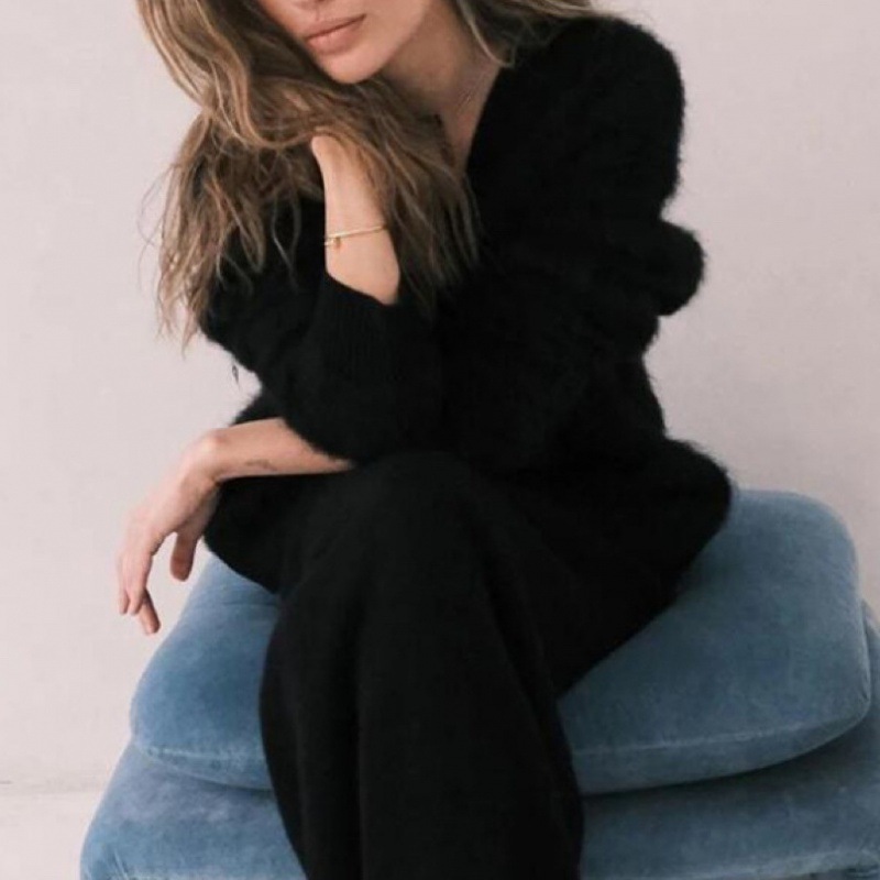 Mink V-neck knitted sweater autumn and winter 2024 new loose solid color cardigan for women's outerwear