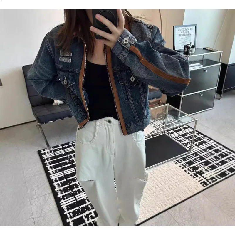 Fall 2024 Applique Embroidered Lettering High-end Fashion Lapel Denim Jacket Jacket Retro Style Womens Blouse 240904