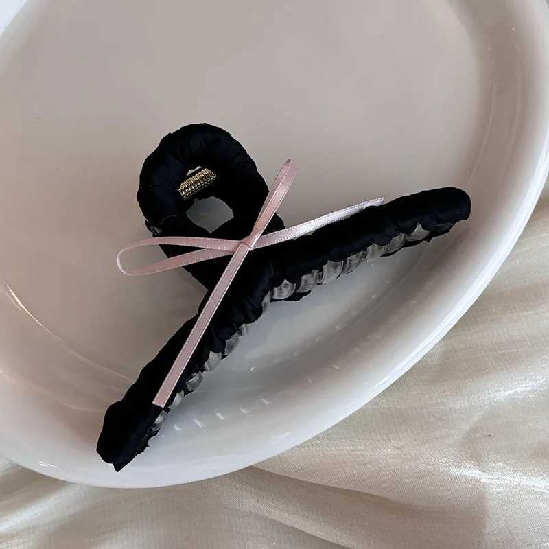 New Arrival Stylish Hair Claw with Ribbon and Shark Teeth Large Size Hair Clip Women Fashionable Fabric-wrapped Hair AccessoryX240912