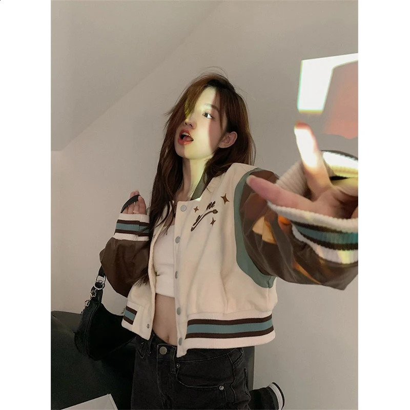Y2K Cropped Baseball Jackets Women Harajuku Oversized Bomber Coat Streetwear Korean Letter Print Casual Short Outerwear Tops 240904