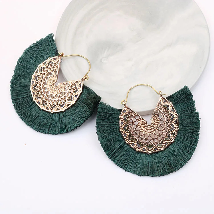Bohemian Fan Shaped Tassel Earrings for Women Lady Female Fringe Handmade Dangle Earring Vintage Drop Jewelry 240906