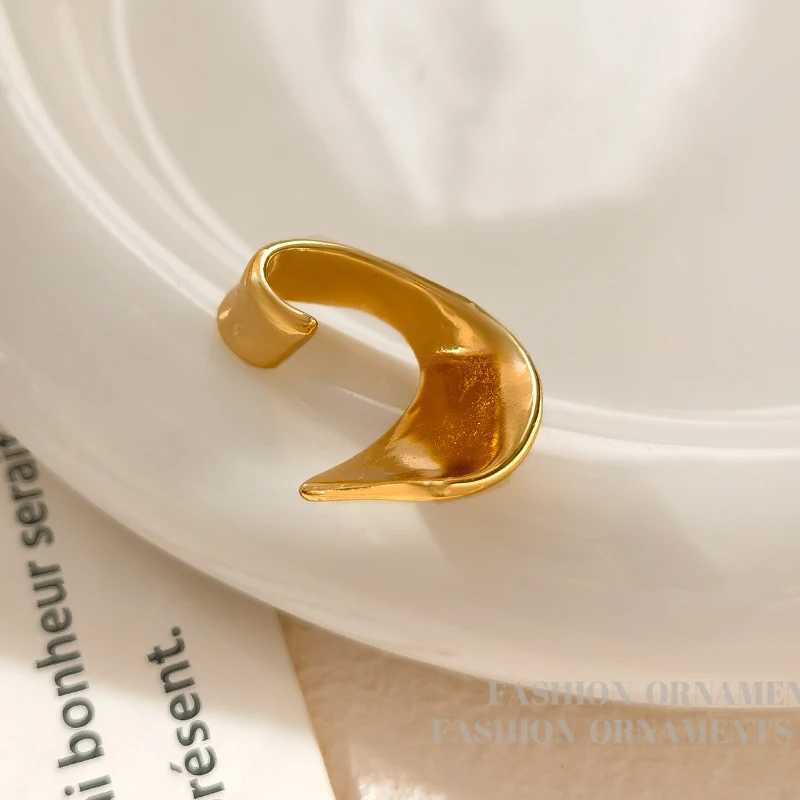 Bilandi Modern Jewelry European and American Design Metal Clip Earrings For Women Party Gifts Cool Earcuff Accessories NewX240913