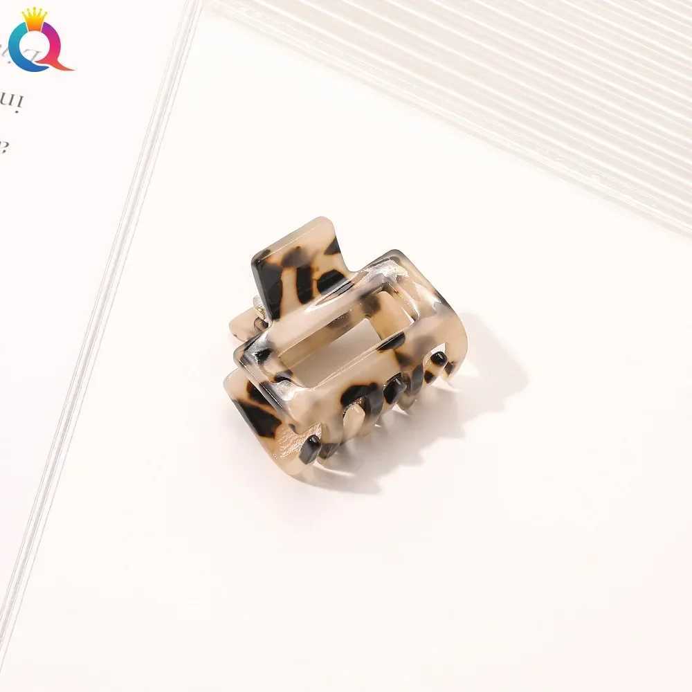 Fashion Hair Claws for Women Acetate Hair Clip Colorful Plaid Small Claw Clip Girls Barrettes Hair AccessoriesX2409