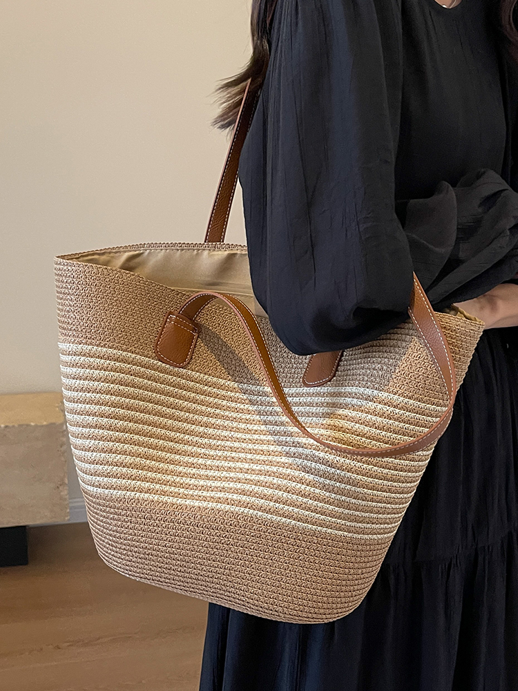 Bag Designer Beach For Women: Large Capacity Hot Striped Woven Handheld Vacation Tote Women: