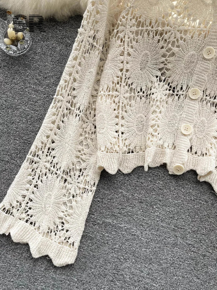 SINGREINY Summer Sunscreen Floral Cardigan V Neck Long Sleeves Loose Knitted Top Fashion Beach Vacation Casual Blouse 240910