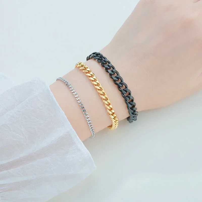 Fashion Stainless Steel Men Curb Cuban Chain Bracelet Women Bracelet On Hand For Couple Unisex Wrist Hand Jewelry Gift PartyX2409