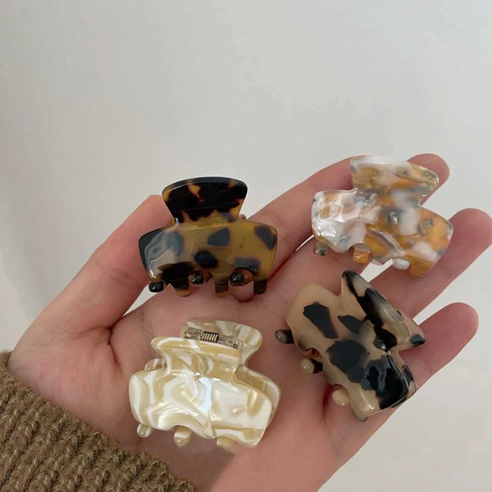 Sweet Mini Acetate Hair Clip for Women Girls Hair Claw Chic Barrettes Crab Hairpins Styling Claw Clips Fashion Hair AccessoriesX2409