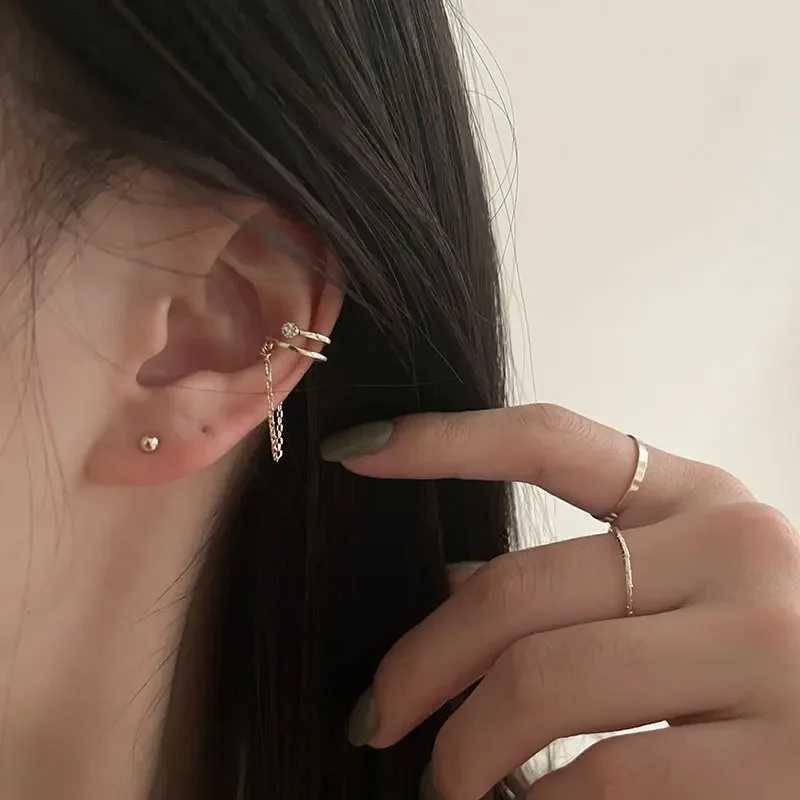 Elviragirl 1 Pcs Korean Fashion Double Layers Crystal Tassel Earcuff Fake Piercing Ear Cuff Clip on Earrings for Women JewelryX240913