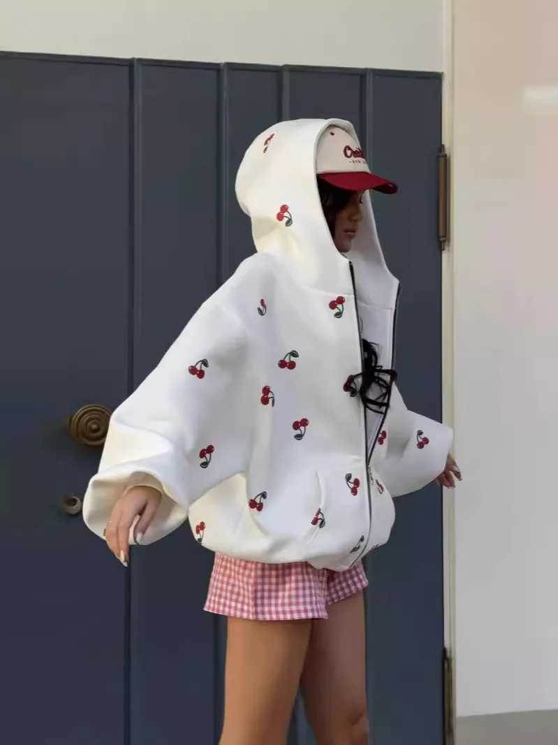 Autumn Women Sweatshirt White Cherry Print Hooded Cardigan Loose Hoodies With Pocket Zipper Outerwear Females Jacket Tops M240912