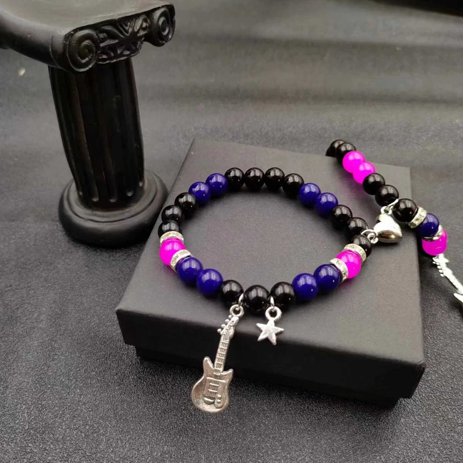 2 sets of Elastic Beads Love Magnetic Attraction couple bracelets TV girl matching bracelets who truly cares about album inspiration bracelets W240913