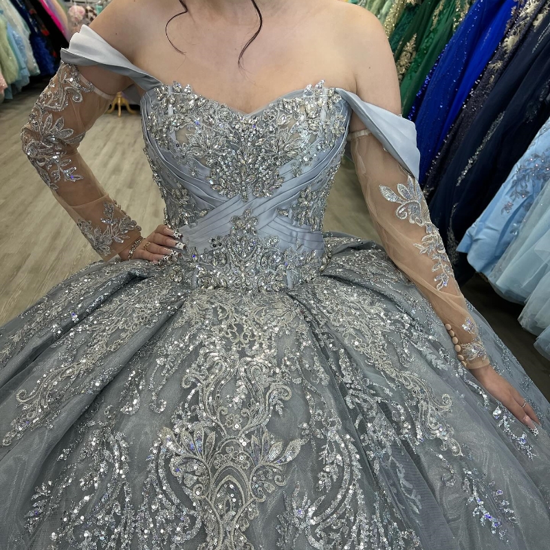 Silvery Princess Quinceanera Dresses Off The Shoulder Sequined Lace Applique Beads Sweet 16 Dress Birthay Party Vestidos De 15
