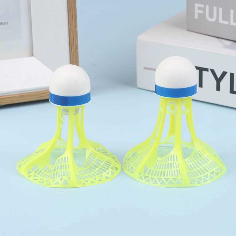 1pcs Outdoor Windproof Badminton Luminous Badminton Accessories Fluorescent Shuttlecocks Super Resistant LED Badminton Ball Y240912