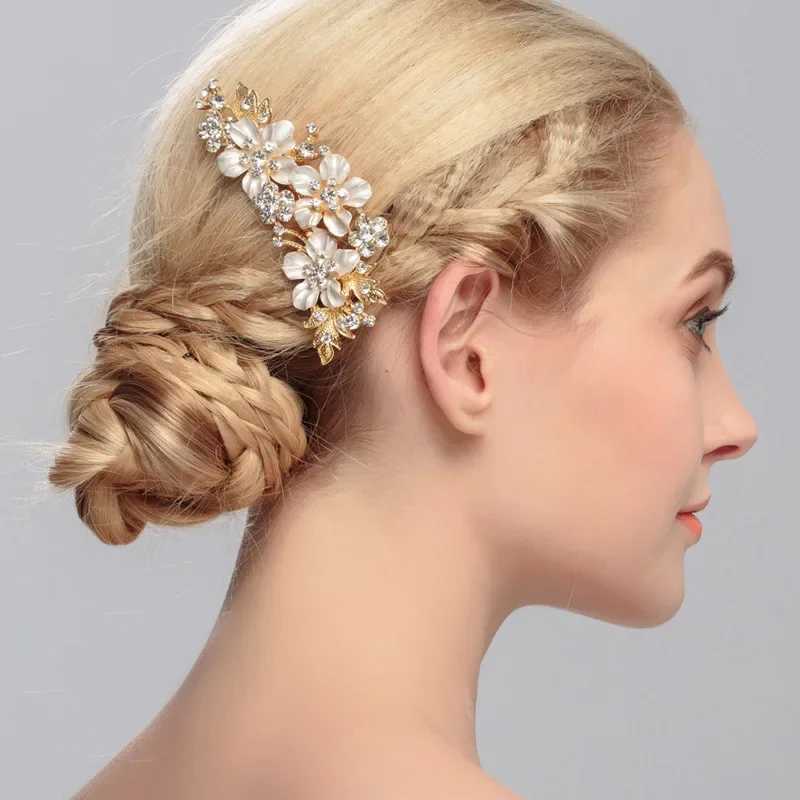 Fashionable Alloy Flower Bride Hair Comb Classic Wedding Dress Hair Headgear Rhinestone Enamel Hair Accessori for Bridal JewelryX240913
