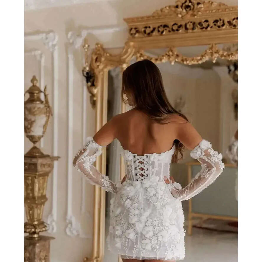 Lace Short Wedding Sheath Mini Dresses D Ral Appliques Romantic Bridal Gown Strapless Corset Beach Boho Bride Dress Spring Summer Modern Robe De Marie