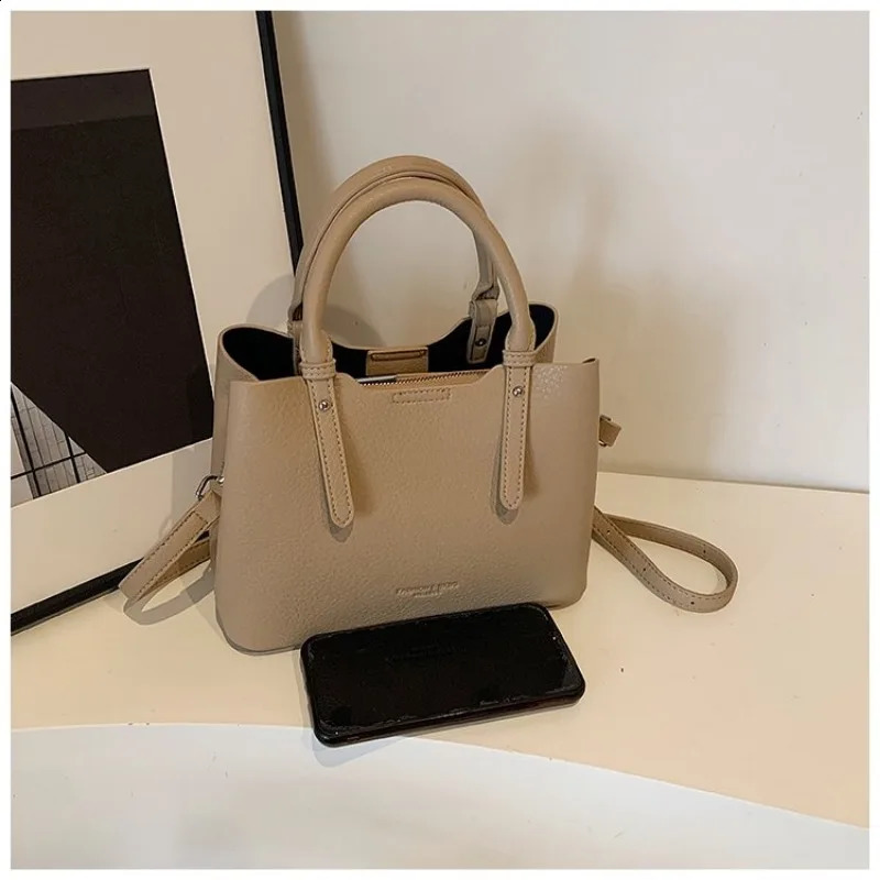 YOUDEYISI Premium Texture Handbag Womens Fashion Leisure Messenger 240910