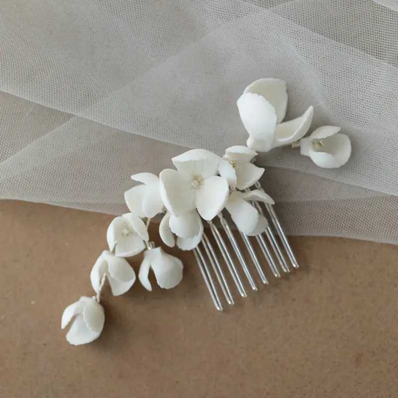 Handmade Ceramic Flower Hair Comb For Bridal Shiny Rhinestone Silver Color Earring For Women Wedding Accessories Prom JewelryX240913