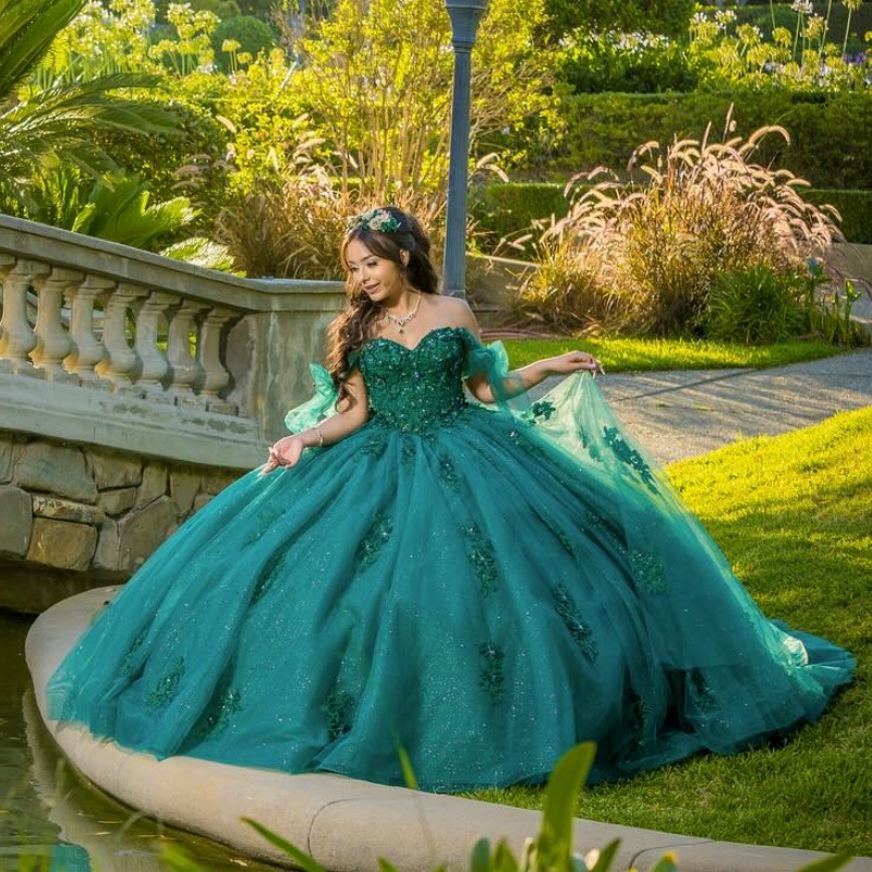 Emerald Green Shiny Off The Shoulder Quinceanera Dresses Sweetheart Princess Applique Lace Beads Tull Sweet 16 Dress Vestidos 15 De Xv Anos