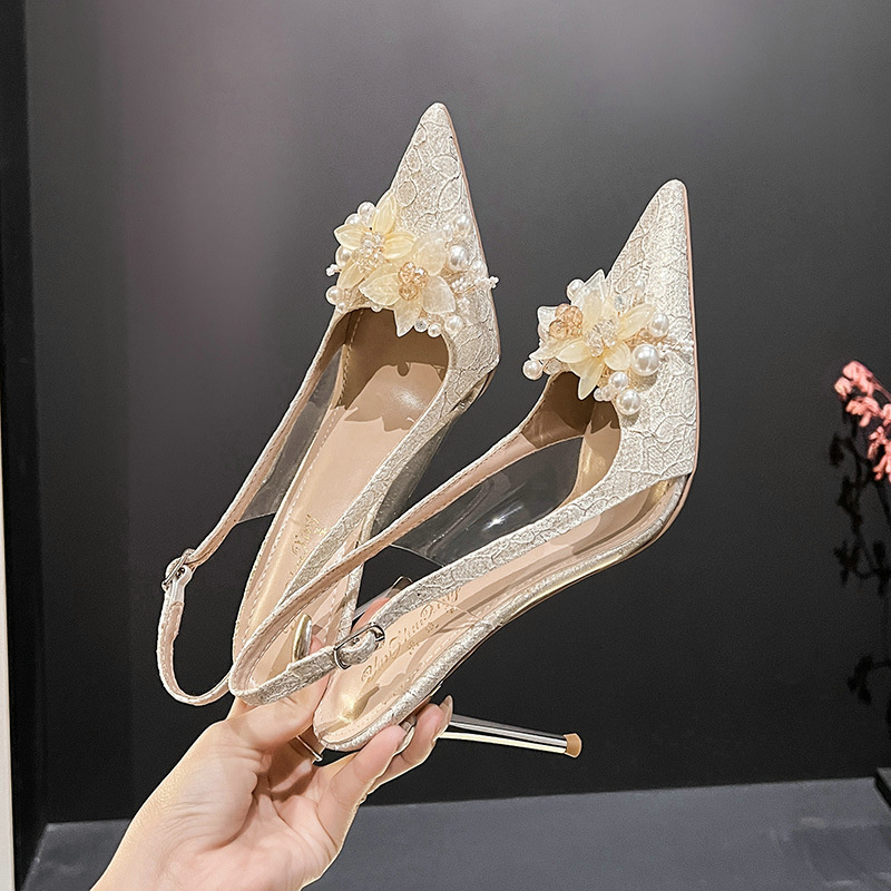2024 Summer New Sandals Flower Wedding Shoes Thin Heel Pointy Fashion Korean Fairy Wind Bridesmaid High Heels