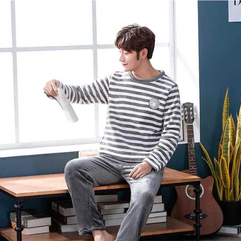 Winter New Thickening Round Neck Long Sleeve 2 Piece Outfit Set Man Flannel Man Clothing Set Advanced Printing Lounge Sets Man Y240913