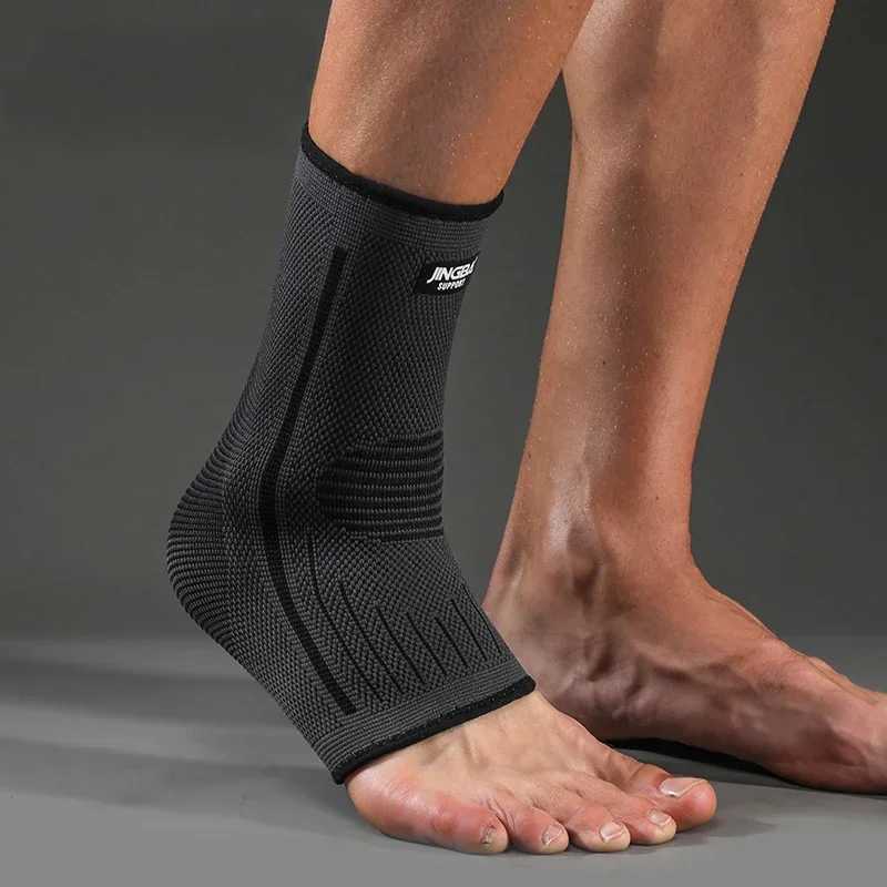 3D Compression Nylon Strap Belt Ankle Protector Football Ankle Support Basketball Ankle Brace Protective Outdoor Gym Socks Y240914